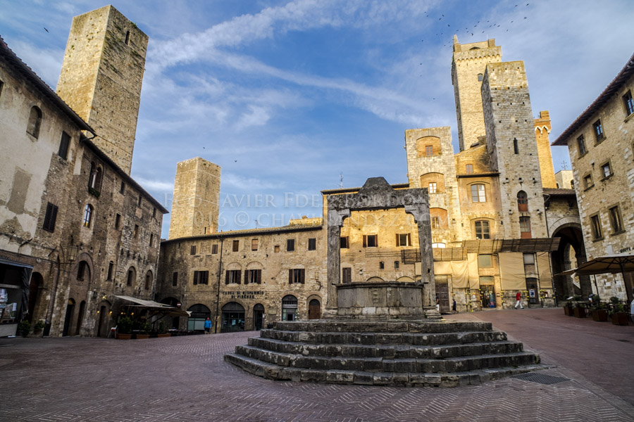 Piazza of Cisterna, SanGimignano, Medieval Village, Tuscany, Italy